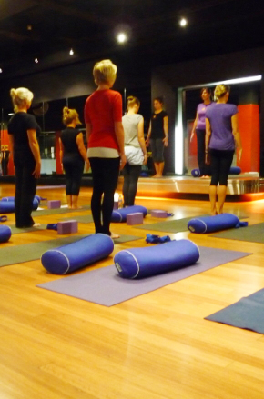byron-yoga-teach-the-yoga-room